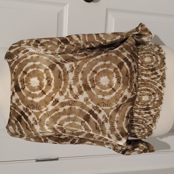 MK Tan Tie dye blouse - Picture 3 of 10